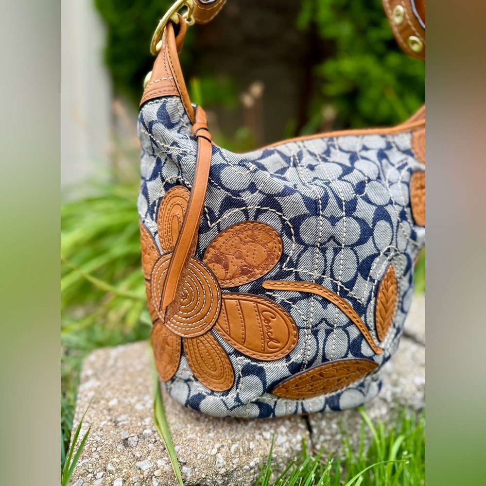 SOLD ‼️Coach Denim Floral Duffle 2007 - Picture 10 of 13